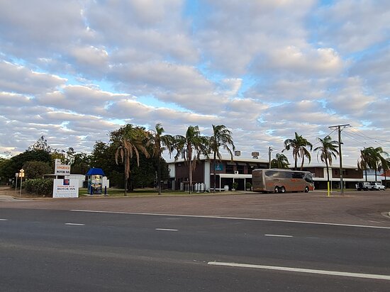 Longreach Motor Inn-浴室