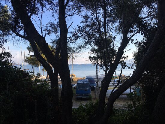 Plage de la Roya-Saint Florent必去景点