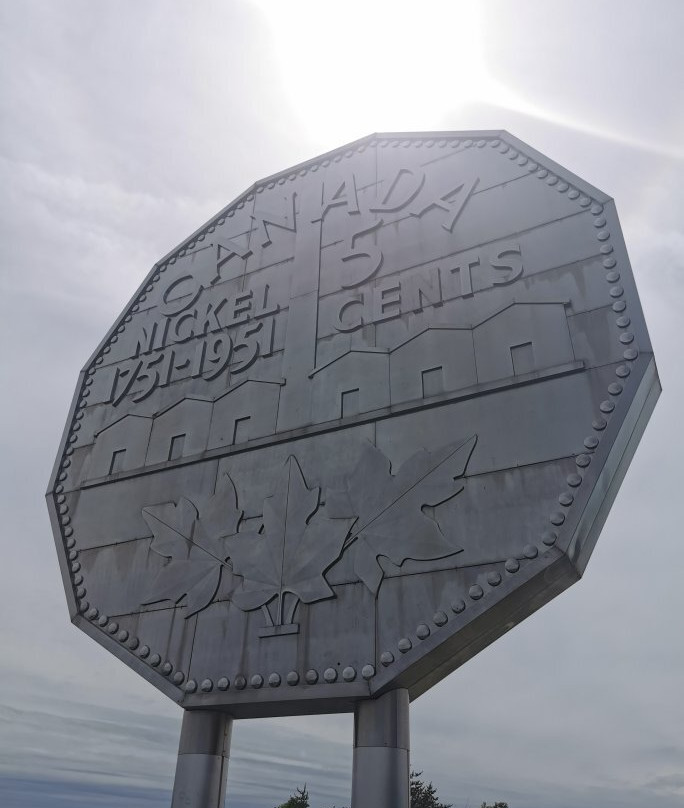 Big Nickel & Dynamic Earth景点图片