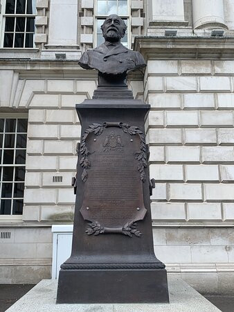 Titanic Memorial Garden景点图片
