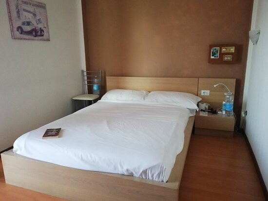 Hotel Astoria主图