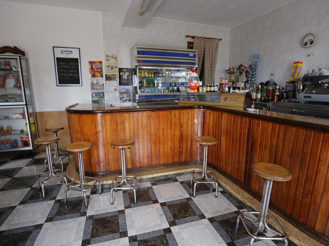 Erjos餐馆和美食-Bar Abreu
