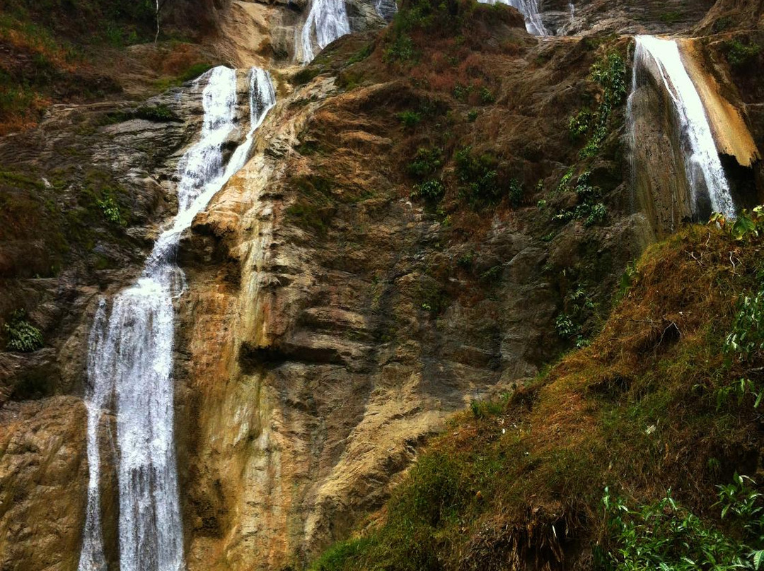 Matigol Falls景点图片