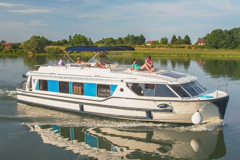 Le Boat - Fontenoy-Le-Château景点图片