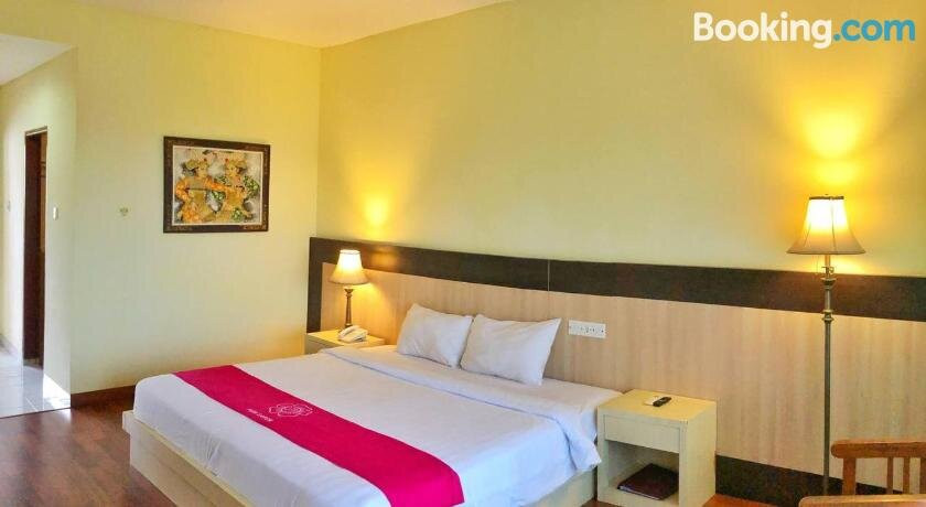 Basecamp Backpackers Non Hotel
