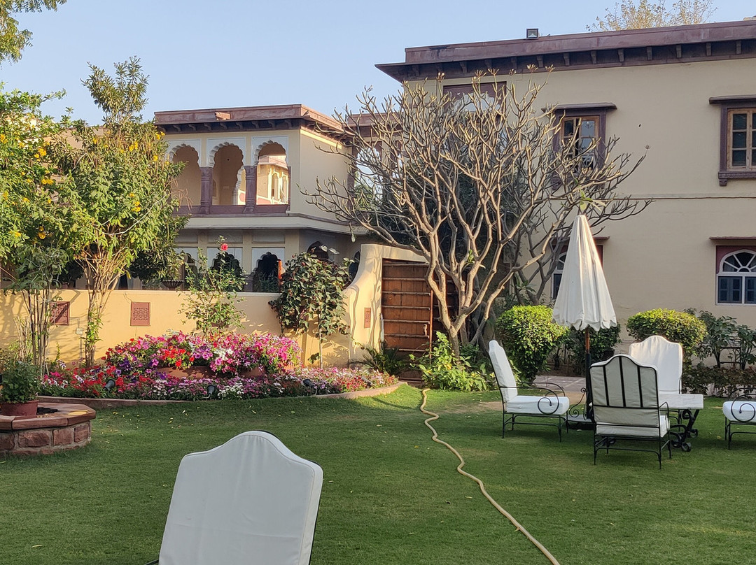 罗希特加酒店主图