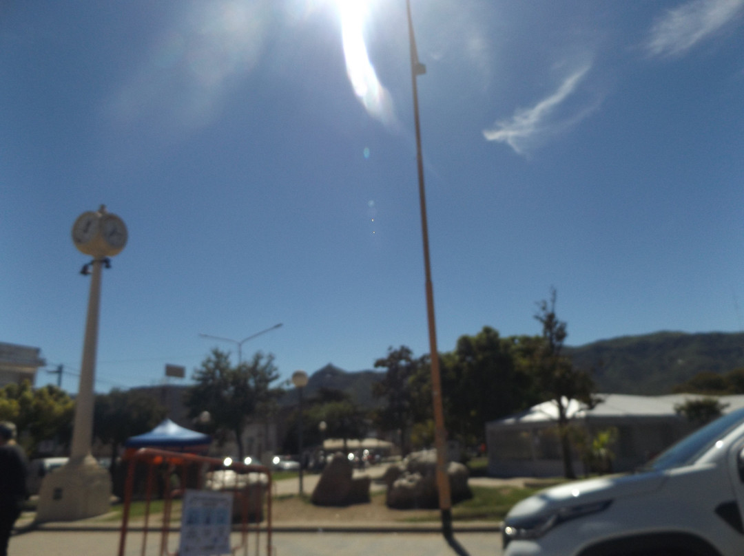 Plaza Prospero Molina景点图片
