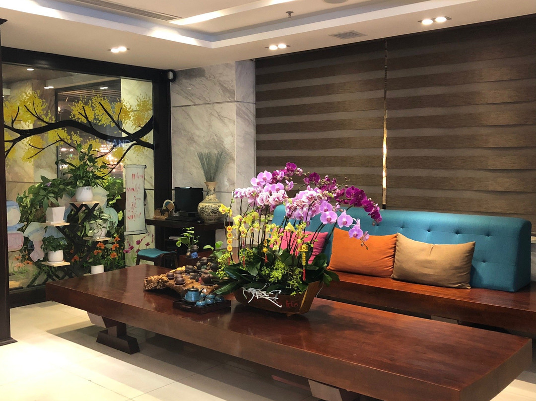 岘港白雪酒店主图