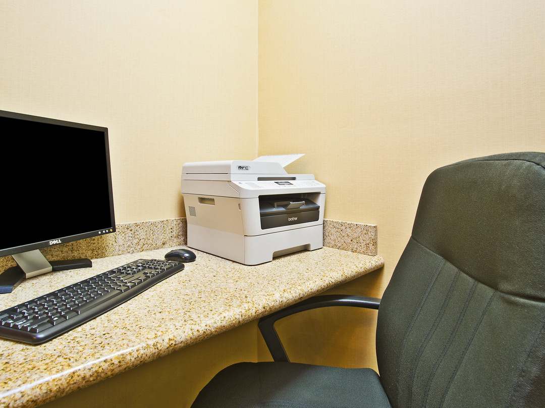 Holiday Inn Express & Suites Anderson by IHG主图