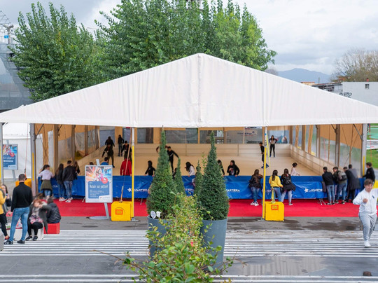 Centro Commerciale La Cartiera-庞贝必去景点