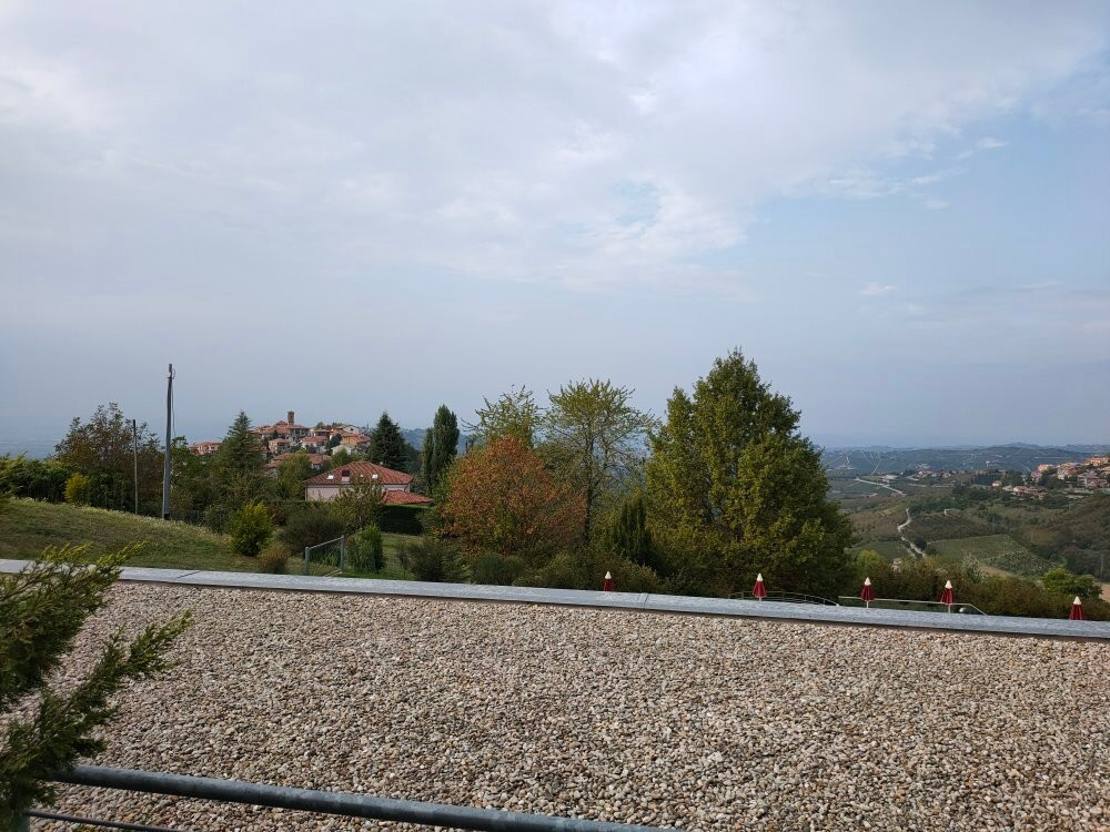 卡德尔卢波酒店主图