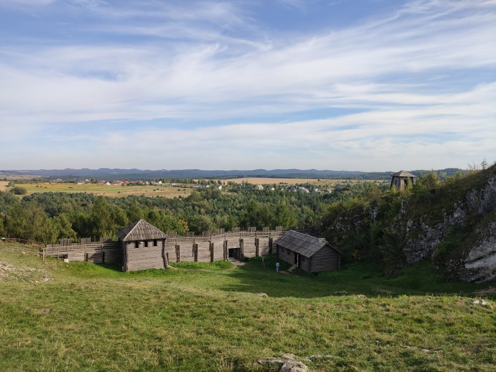 Castle On The Mount Birów景点图片