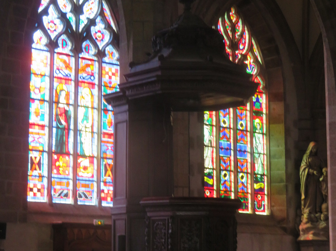 Eglise Saint Leonard景点图片
