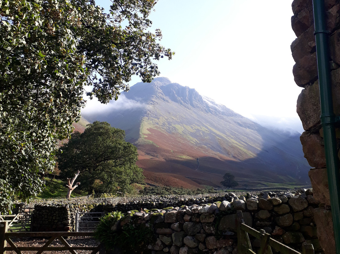 Burnthwaite Farm主图