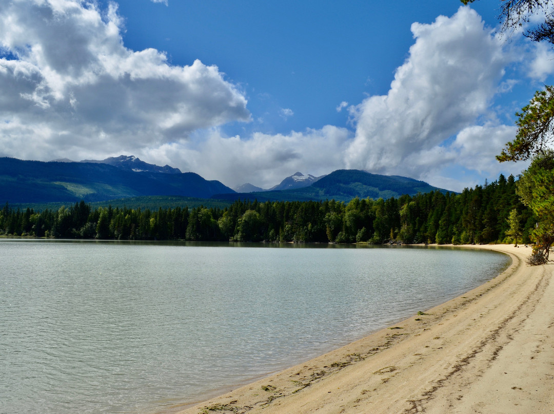 Kitsumkalum Provincial Park景点图片