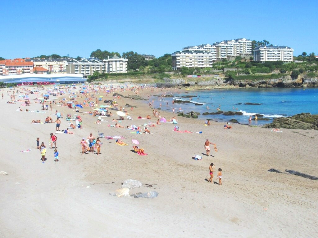 Playa Ostende-Castro Urdiales必去景点
