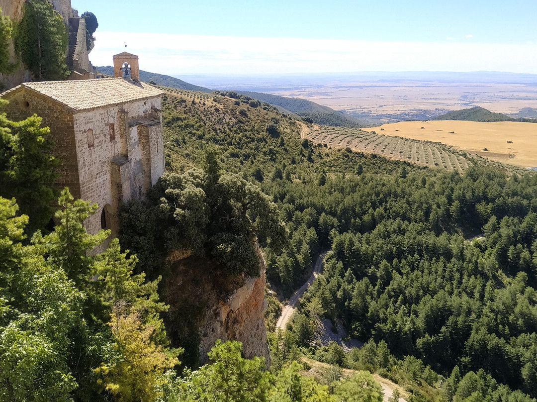 Ermita de La Virgen de la Pena景点图片