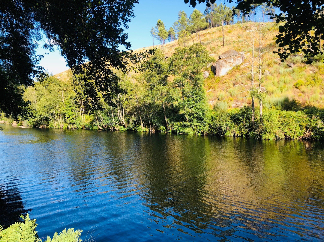 Praia Fluvial de Folgosa景点图片