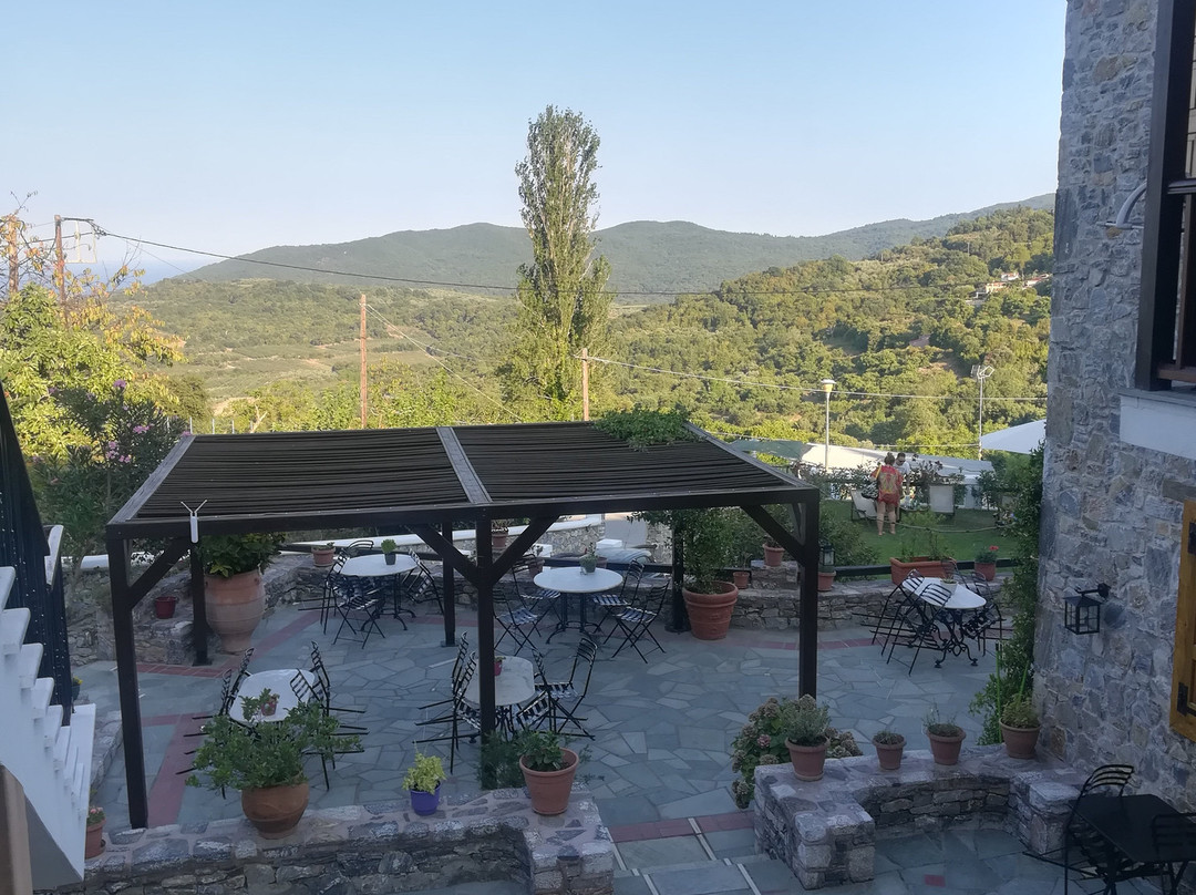 Eos Traditional Guesthouse主图