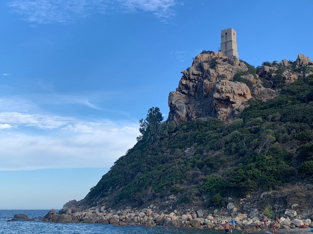 Torre Salinas-Muravera必去景点