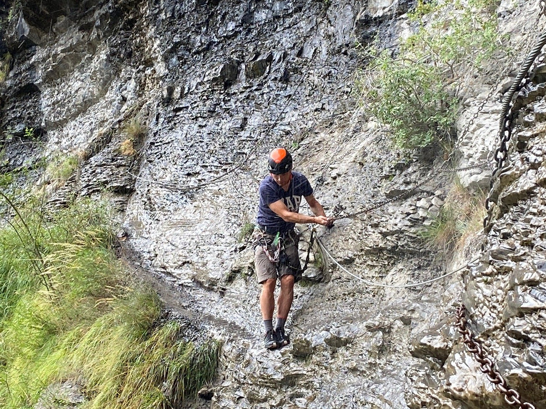 Via Ferrata de Cascada de Sorrosal景点图片