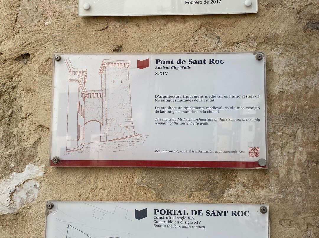 Portal de Sant Roc-Mahon必去景点