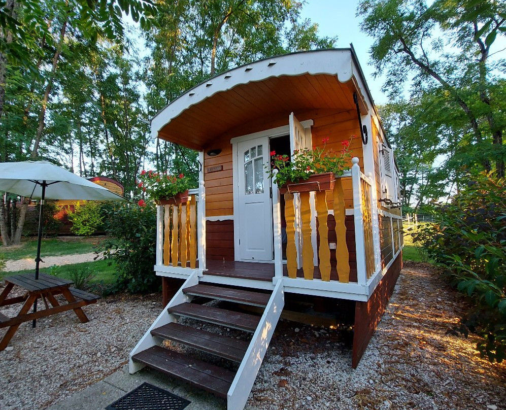 La Fontaine de la Chapiniere主图