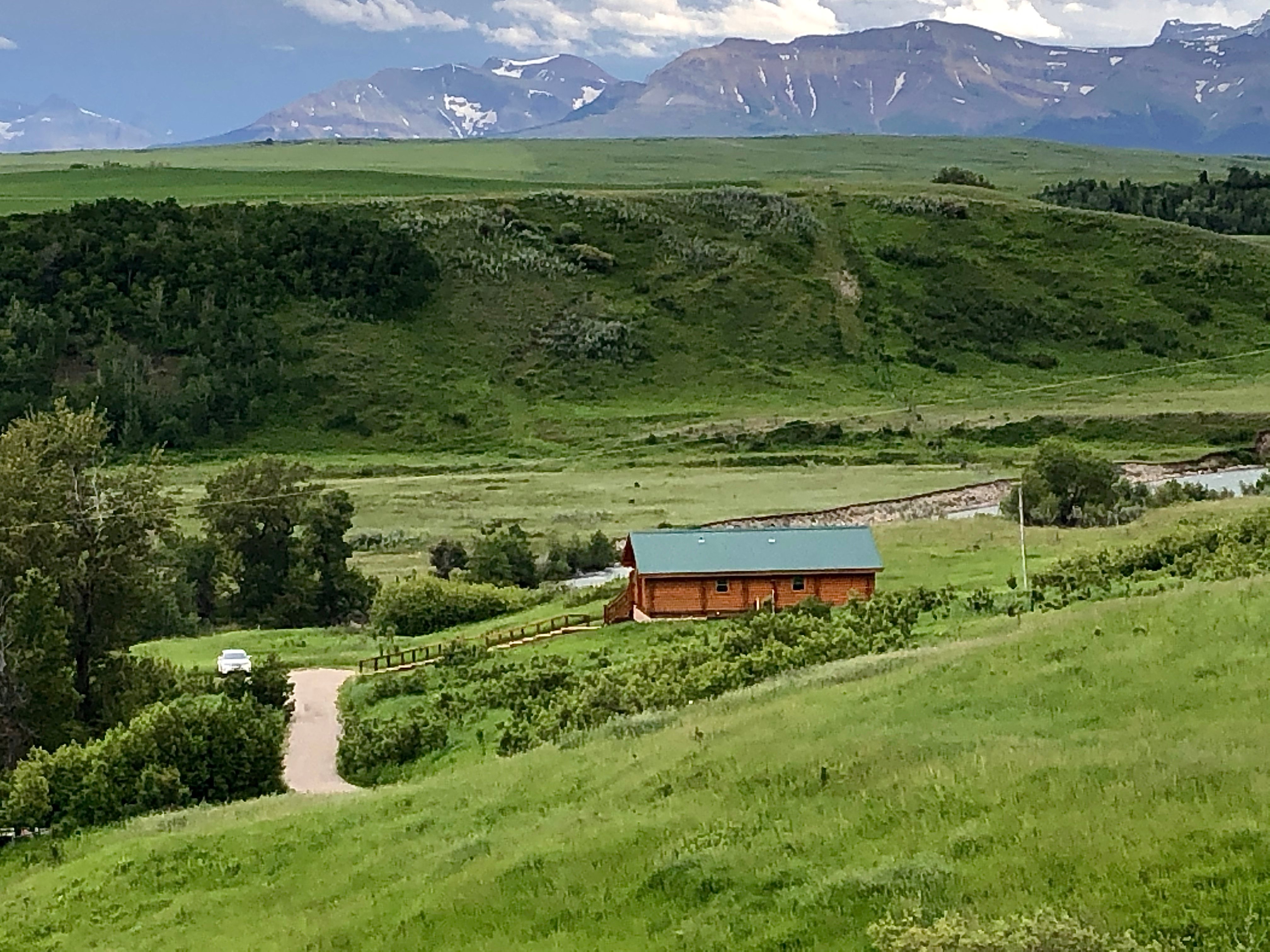 Waterton River Suites-浴室