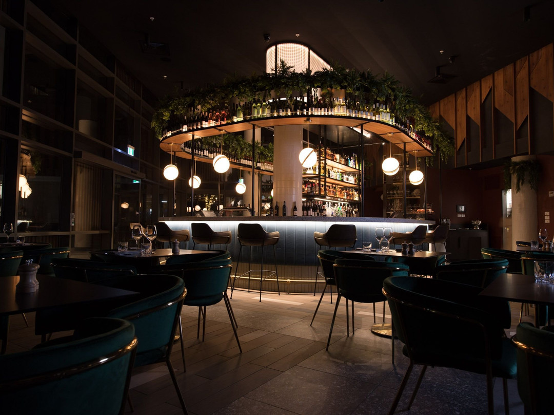 Saros Bar & Dining