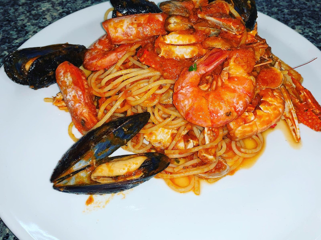 Pizzeria Col Di Lana Da Victoria