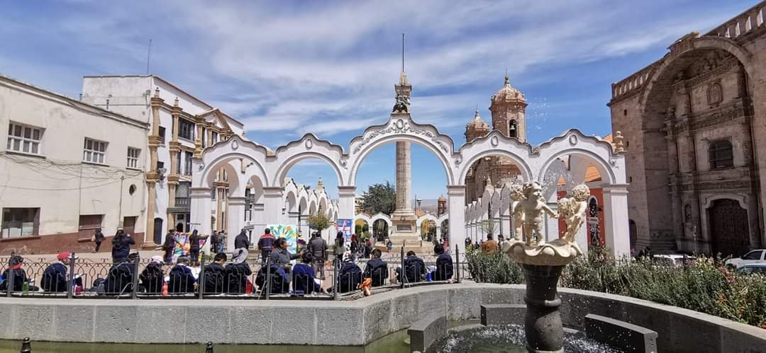 Plaza 10 de Noviembre景点图片
