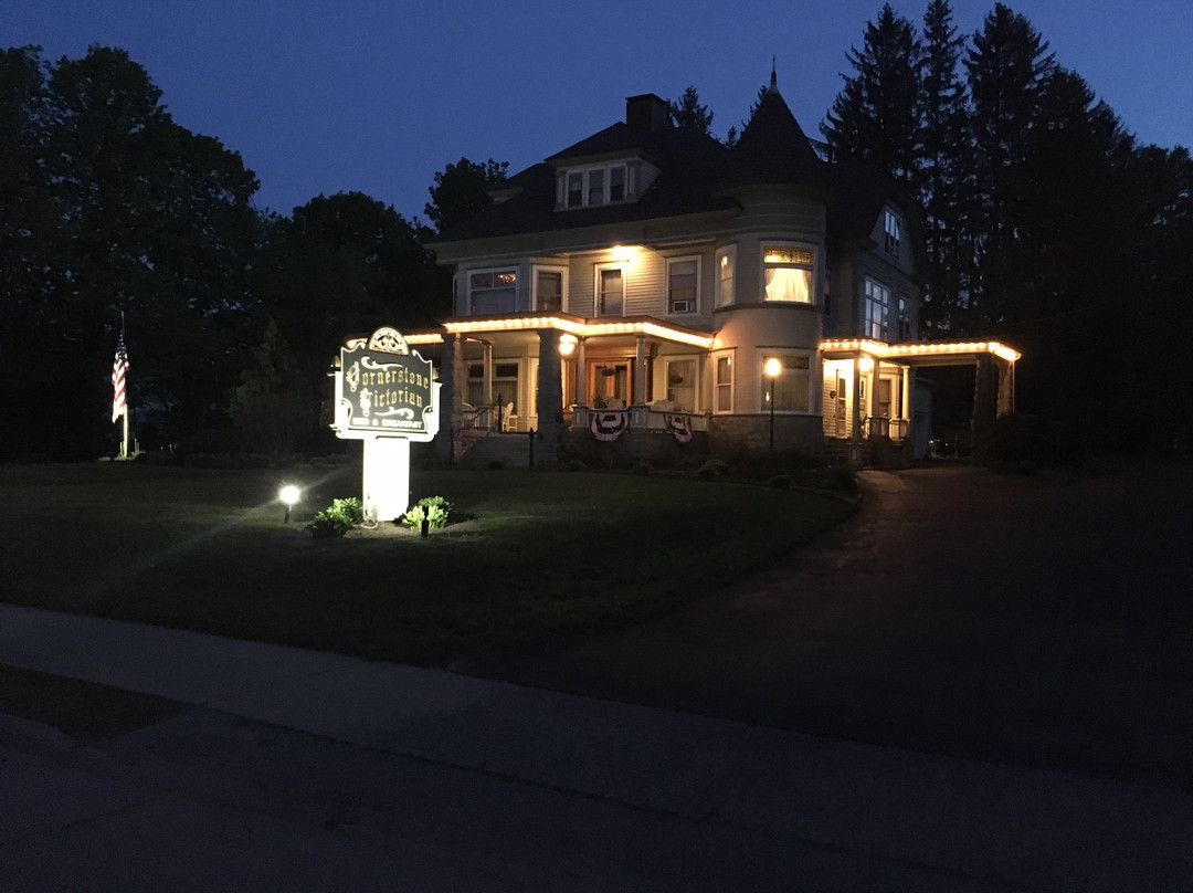 Cornerstone Victorian Bed & Breakfast主图