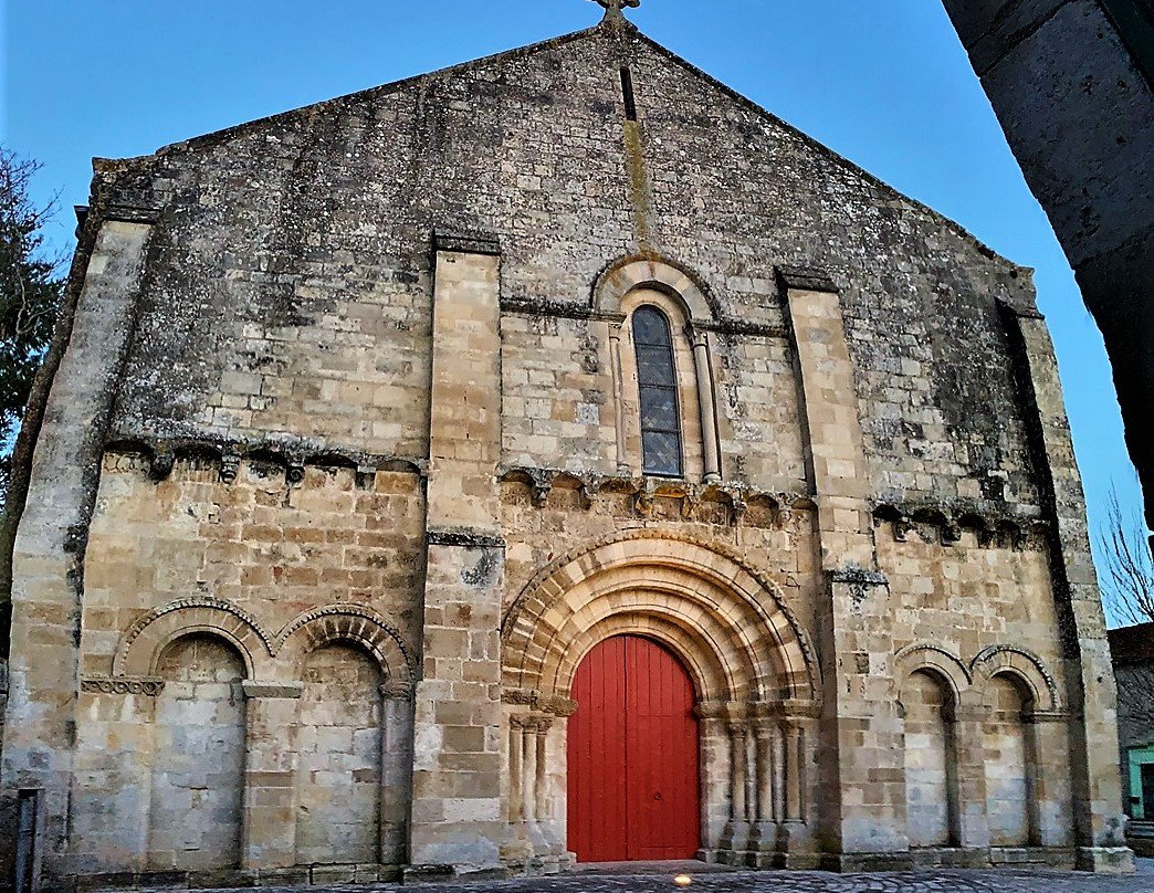 Eglise Saint-Chartier景点图片