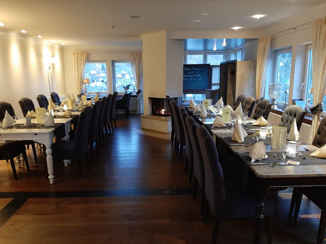 希彻勒阿尔特酒店主图