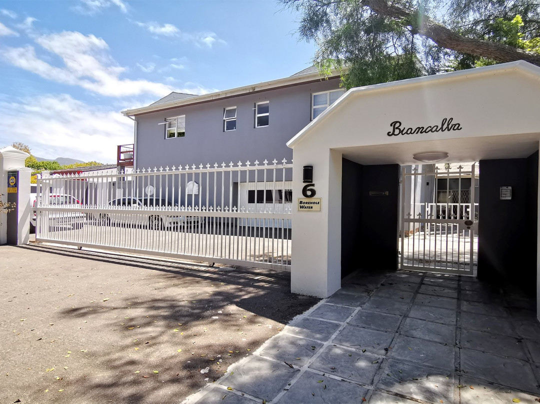 Biancalba Guest House主图