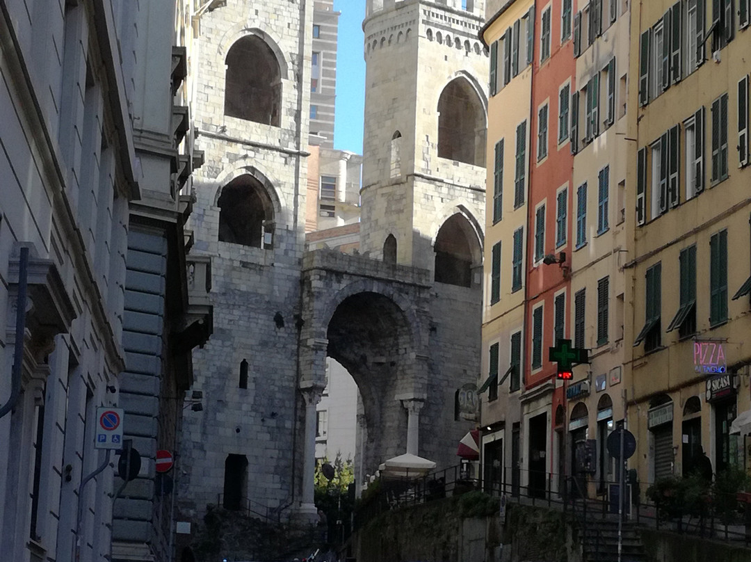 Torri di Porta Soprana-热那亚必去景点
