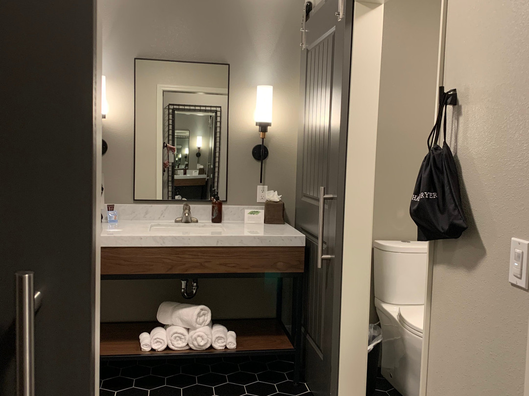 Oxford Suites Paso Robles主图