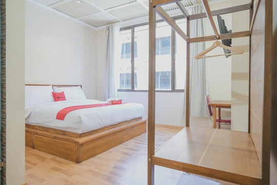 RedDoorz Plus near Soekarno Hatta Airport 2主图