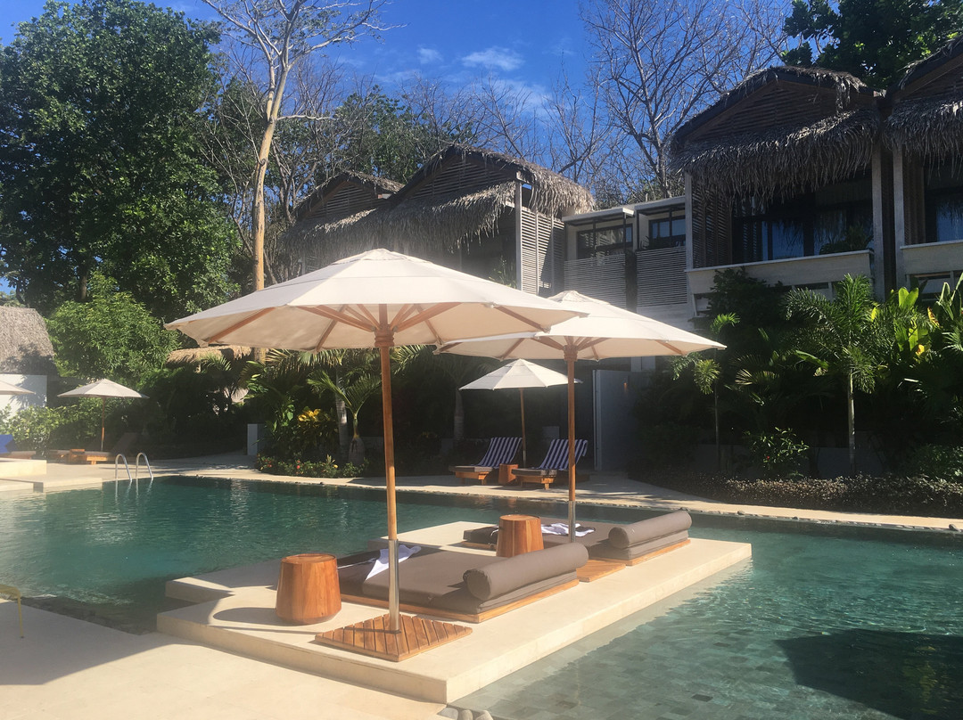 The Gilded Iguana Surf Hotel主图