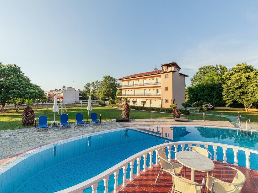 Sintrivanis Beach Resort主图