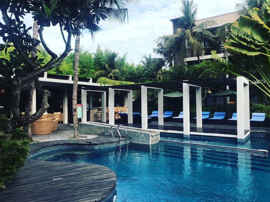 椰子套房酒店主图