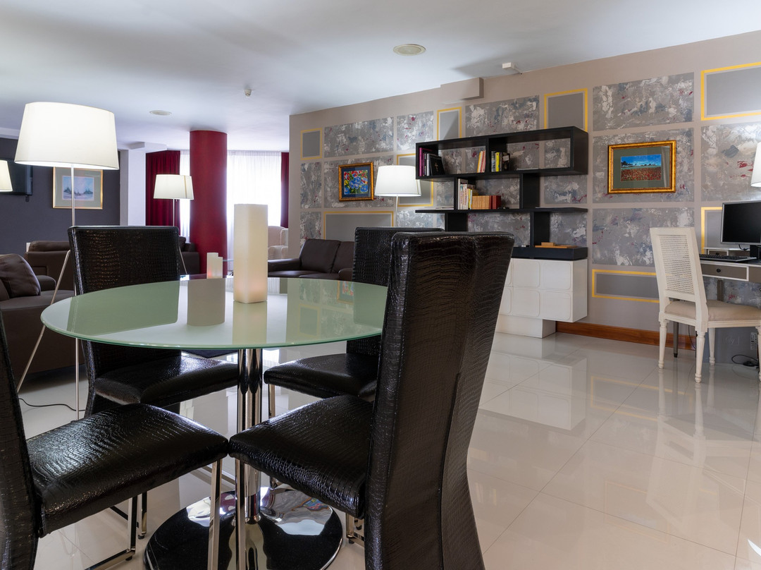 卡特啦络卡酒店主图