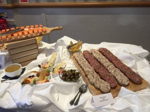 麦克唐纳德鲁莫西酒店-餐饮