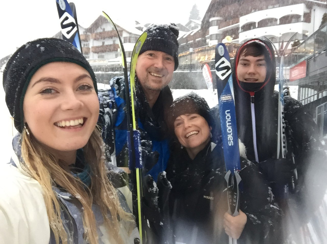 Skiset-湖地必去景点