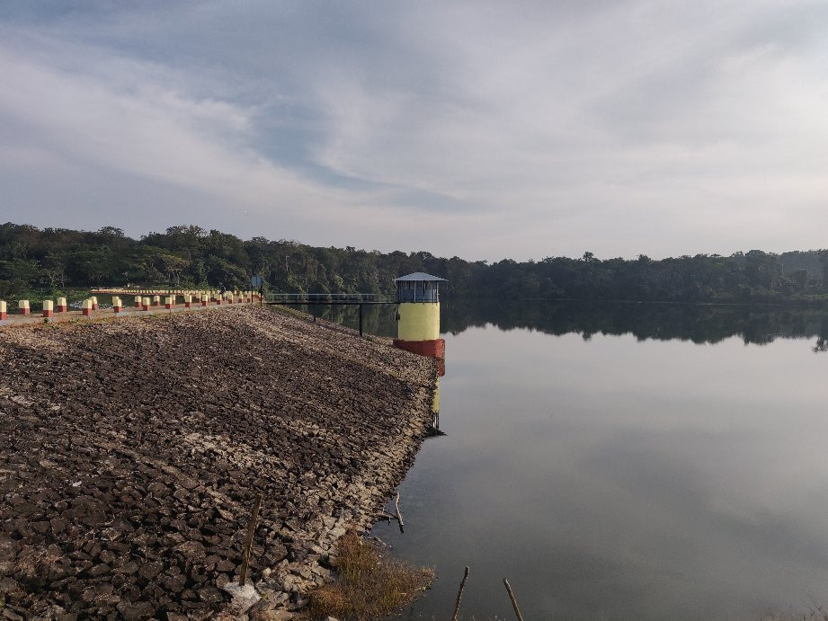 Chiklihole Reservoir景点图片