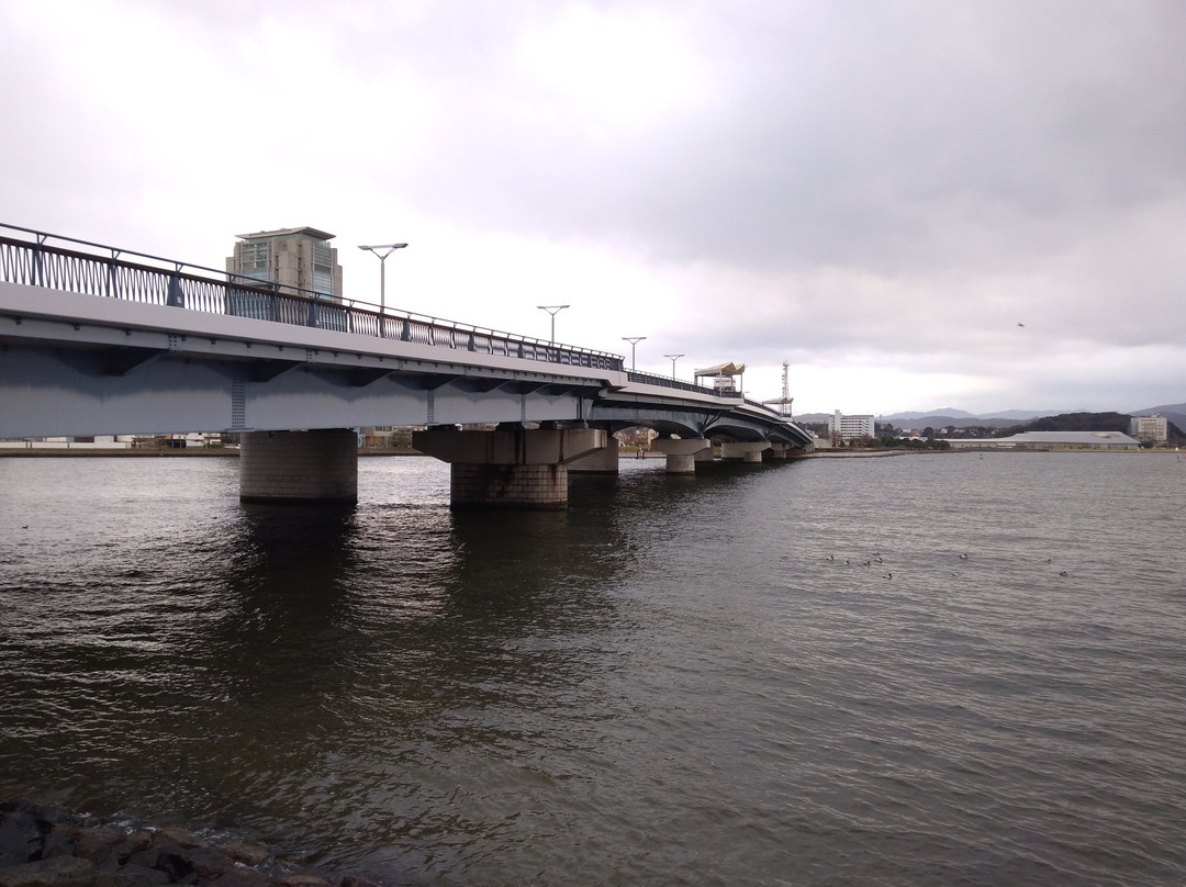 Shinjiko Ohashi Bridge景点图片