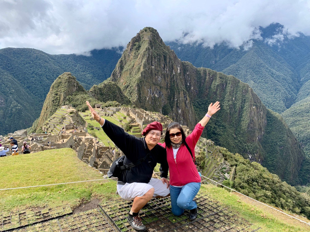 Private tour to uros islands with yordy and dina-Islas Flotantes必去景点