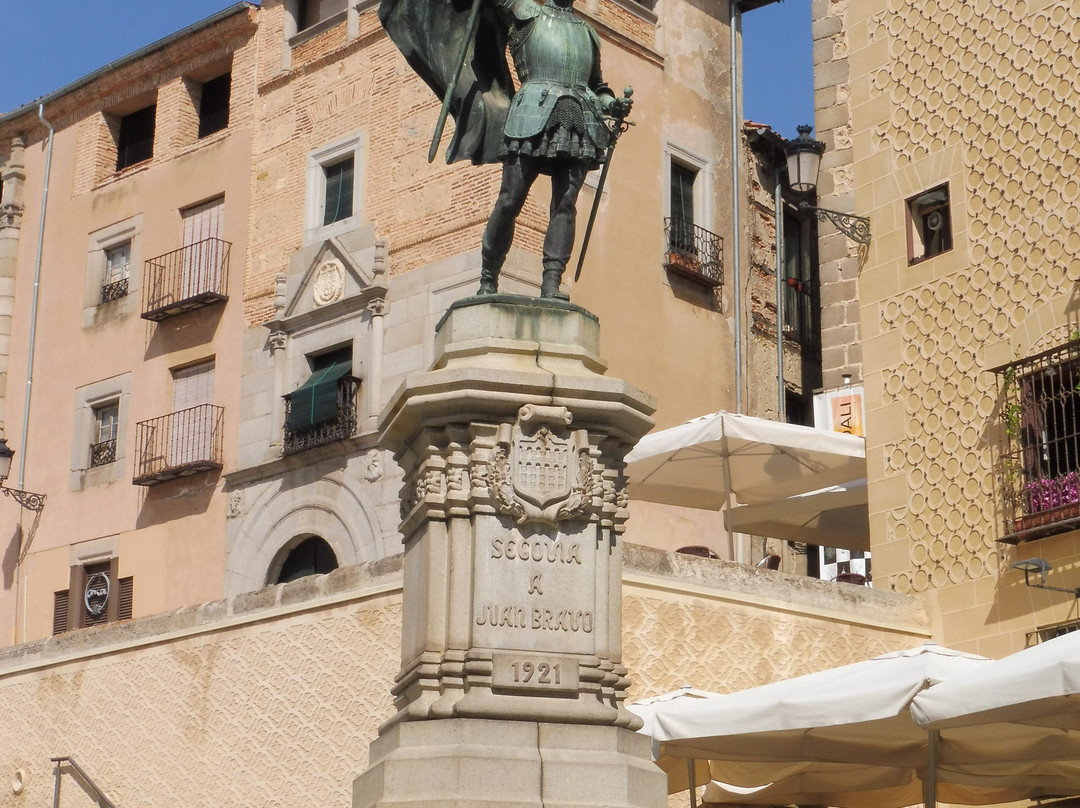 Monumento a Juan Bravo景点图片