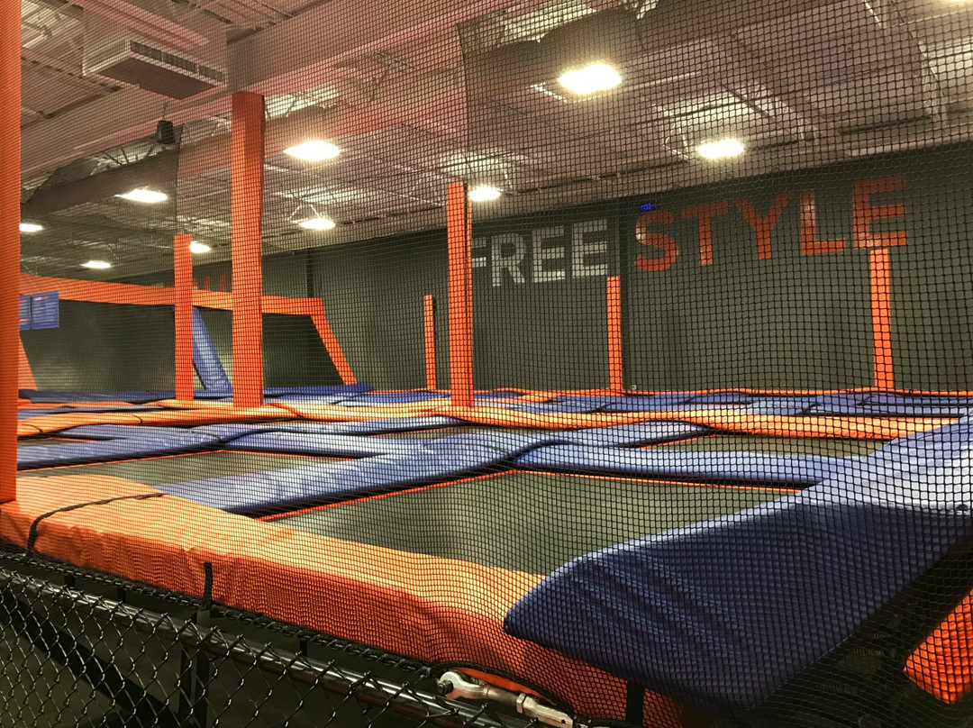 Sky Zone Asheville景点图片