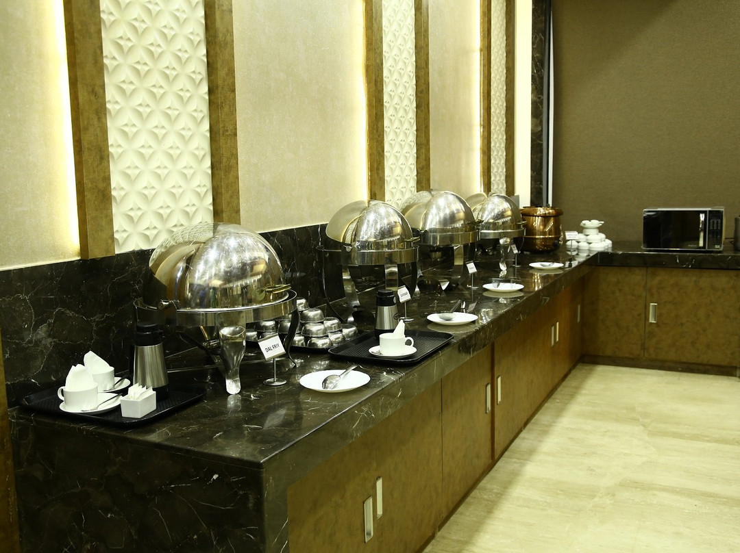 Hotel Regency Inn主图